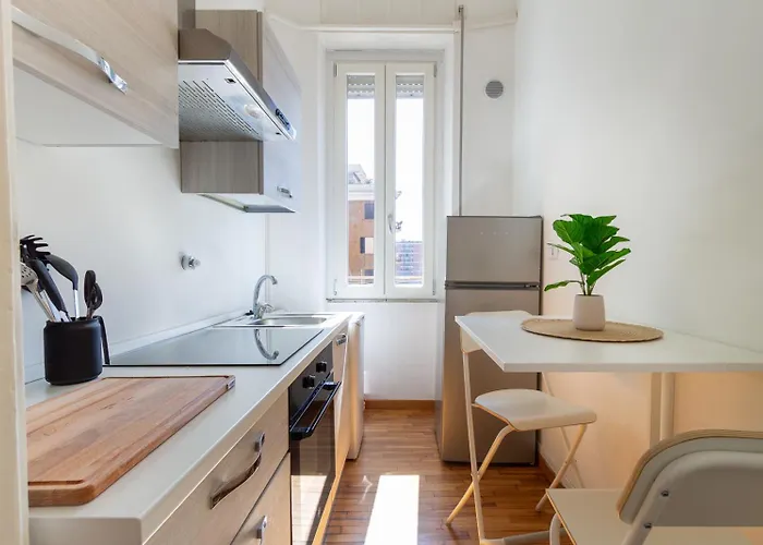 Bright Flat 2bdr Trastevere Area Apartment